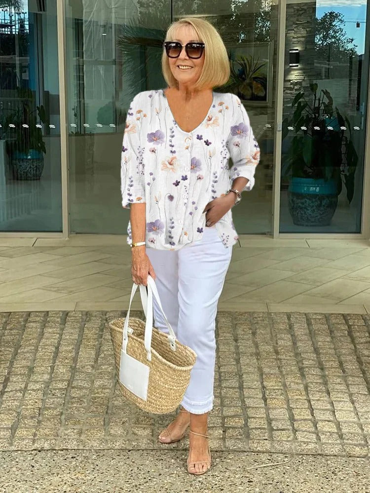 Teresa - Elegante Bloes Met Bloemenprint En Knoopjes