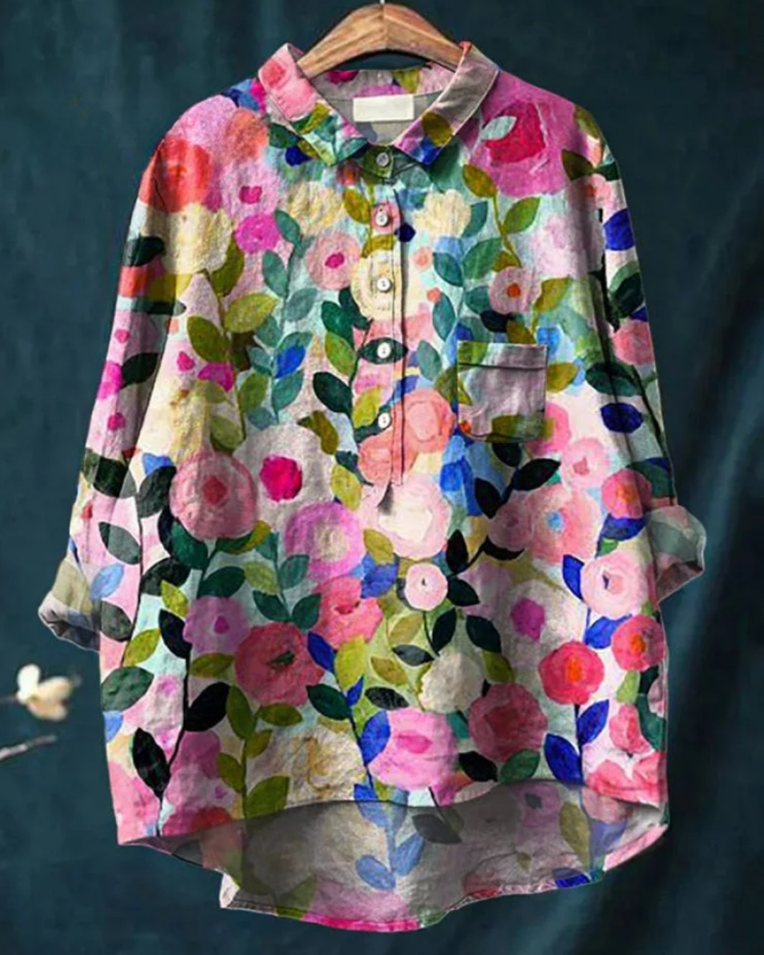 Jenny | Elegante bloemenblouse met knopen